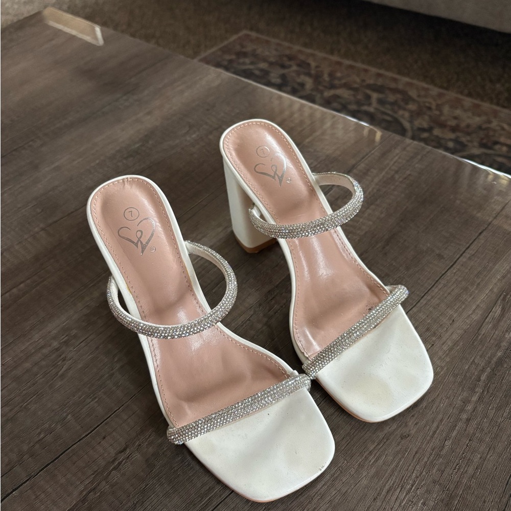 Windsor White Silver Heels